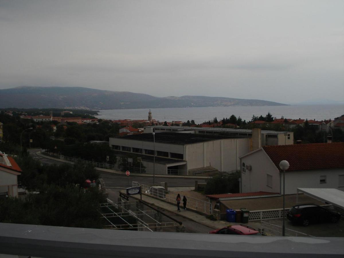 Apartments Villa Angela Krk Town Extérieur photo