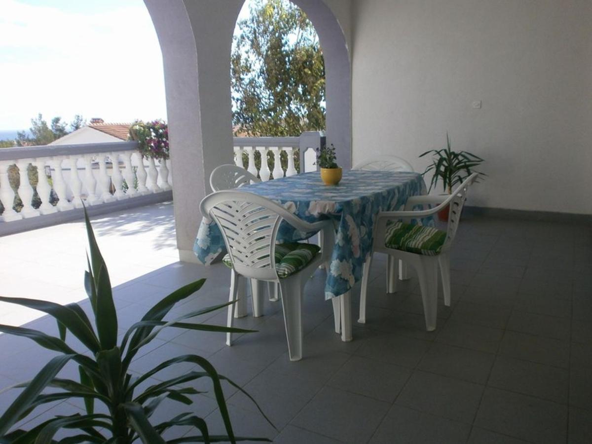 Apartments Villa Angela Krk Town Chambre photo