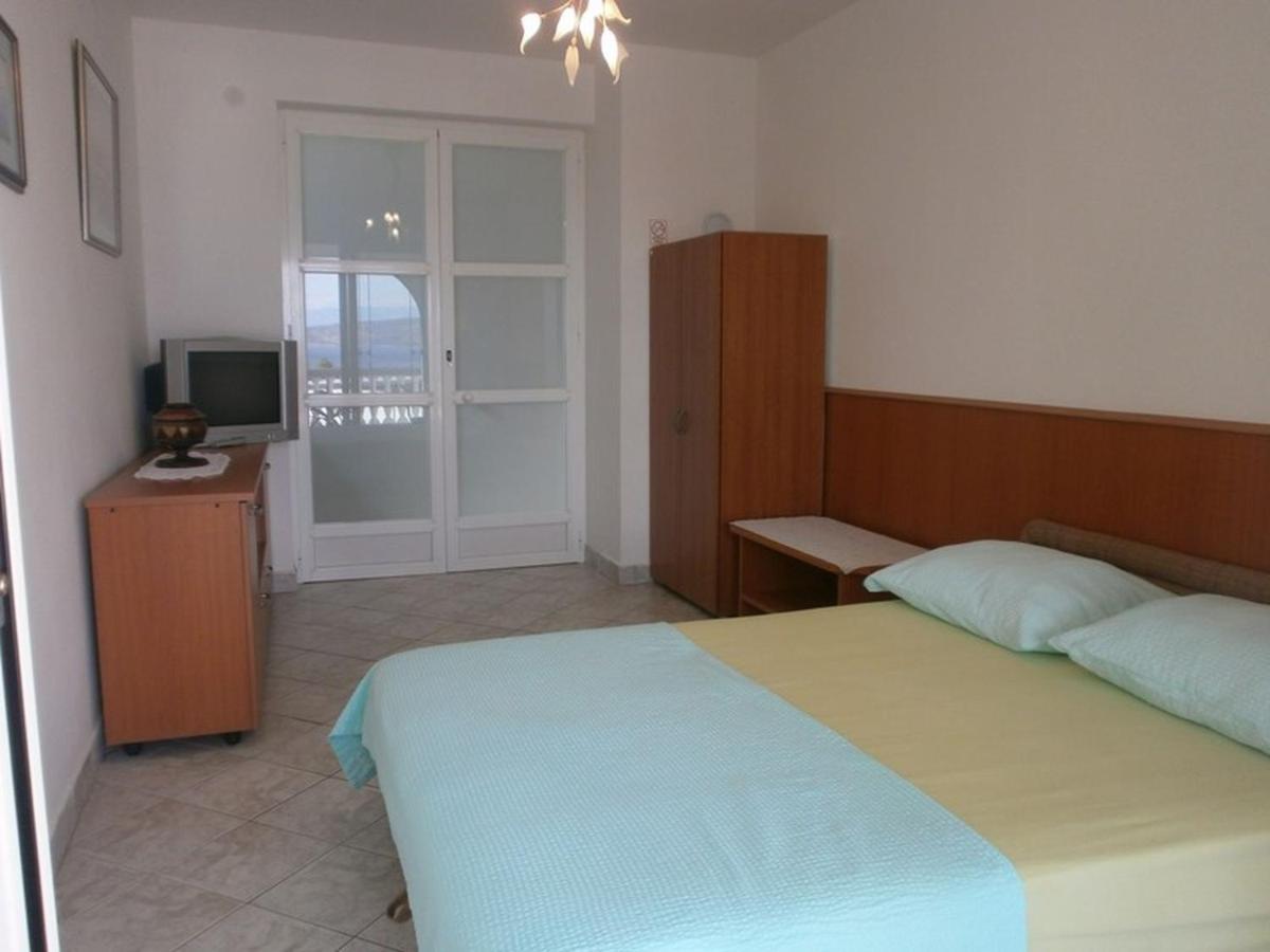 Apartments Villa Angela Krk Town Chambre photo